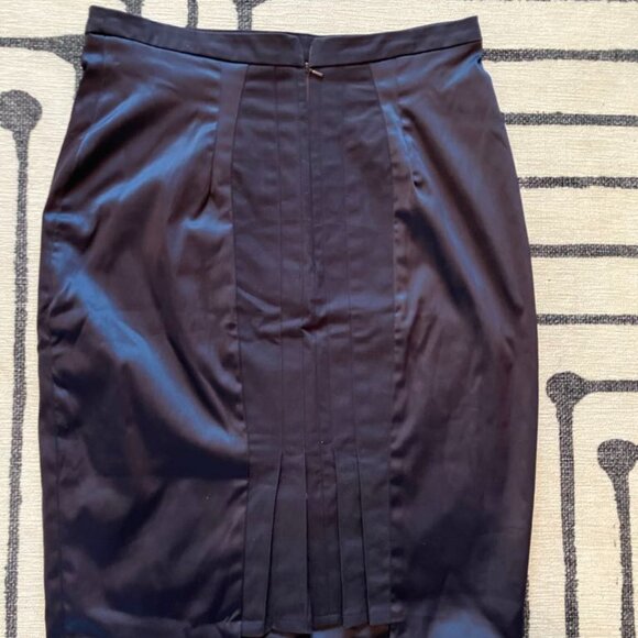 Philmore London Skirt - Picture 1 of 6